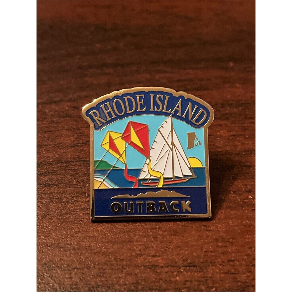 Outback Steakhouse 50 States Rhode Island Sailboat Kites‎ Lapel Hat Pin